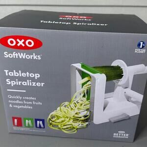 Tabletop Spiralizer‎